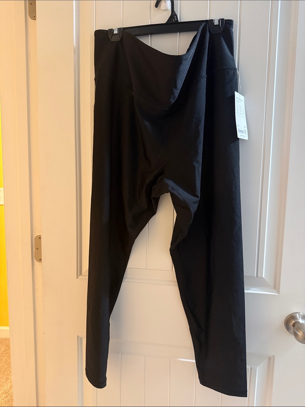 Athleta Black Elation Sheen Tight